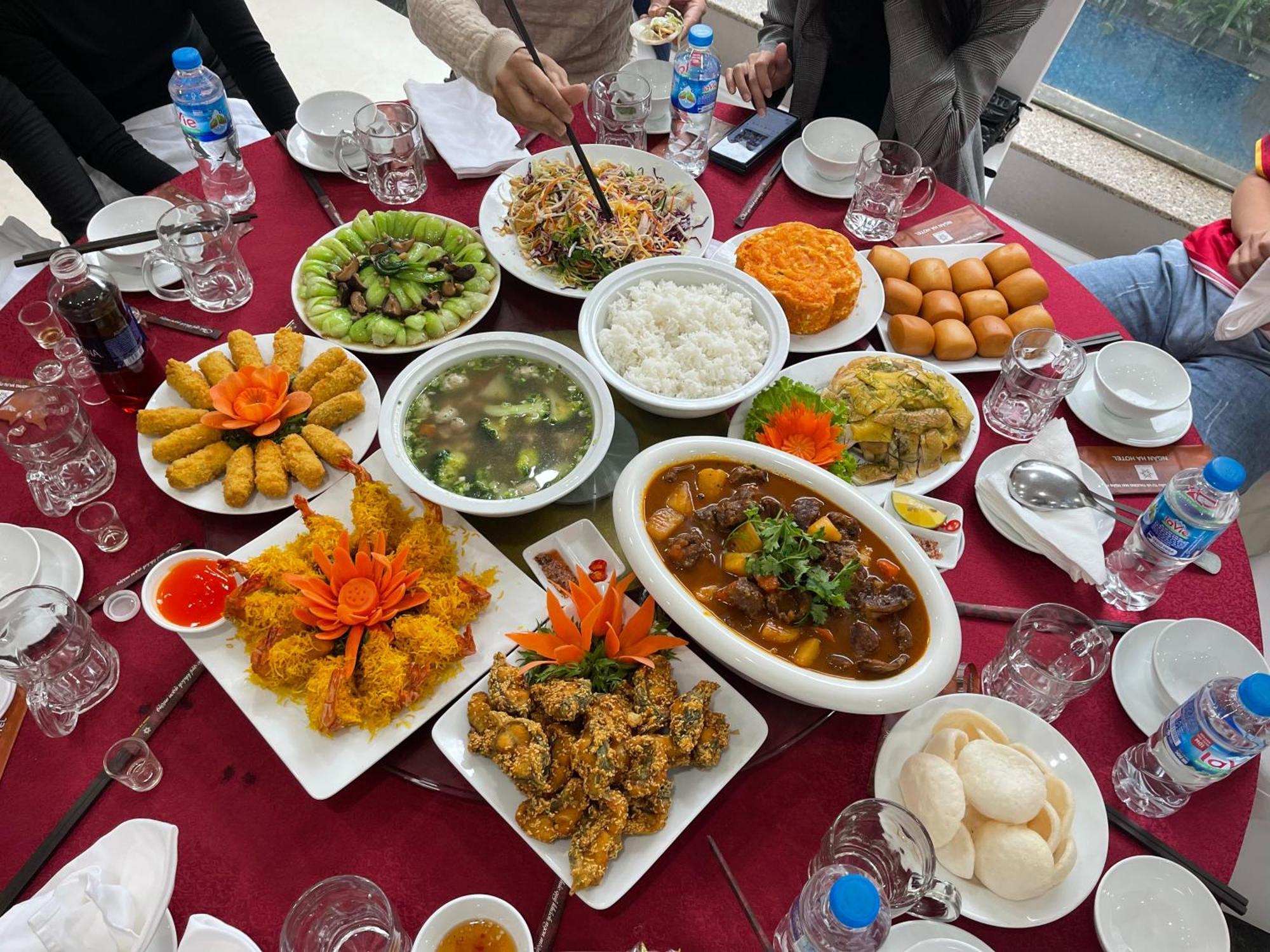Ngan Ha Hotel Dai Tiet Dış mekan fotoğraf